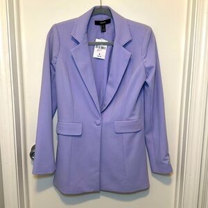 Perfect spring lilac blazer! Brand new!! Size small! Color is amazing! Grab now